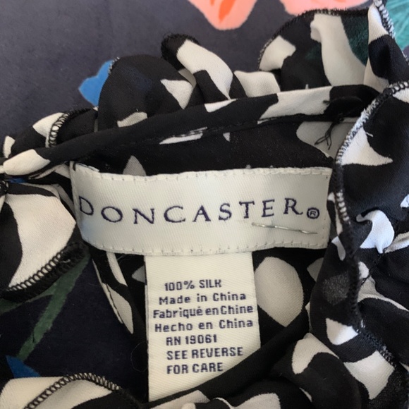 Doncaster all silk ruffle front blouse. Worn once - Picture 3 of 4